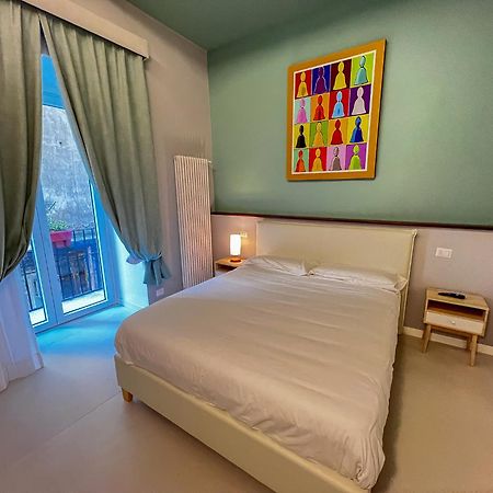 Bed & Breakfast Spaccanapoli 56 Екстериор снимка