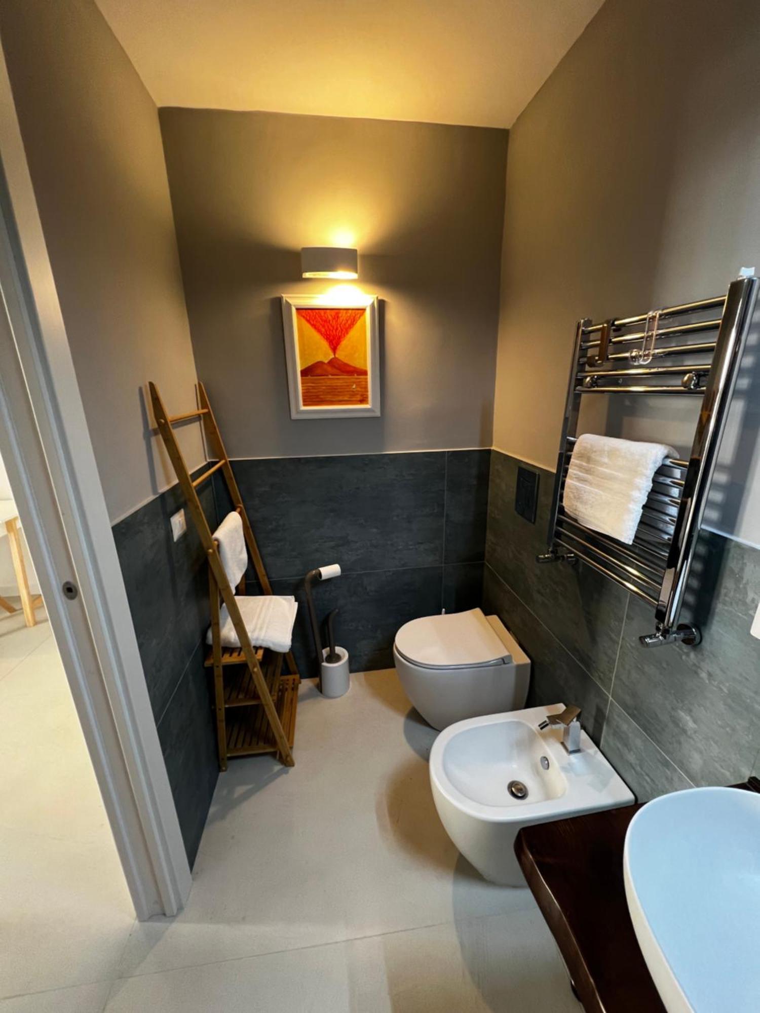 Bed & Breakfast Spaccanapoli 56 Екстериор снимка