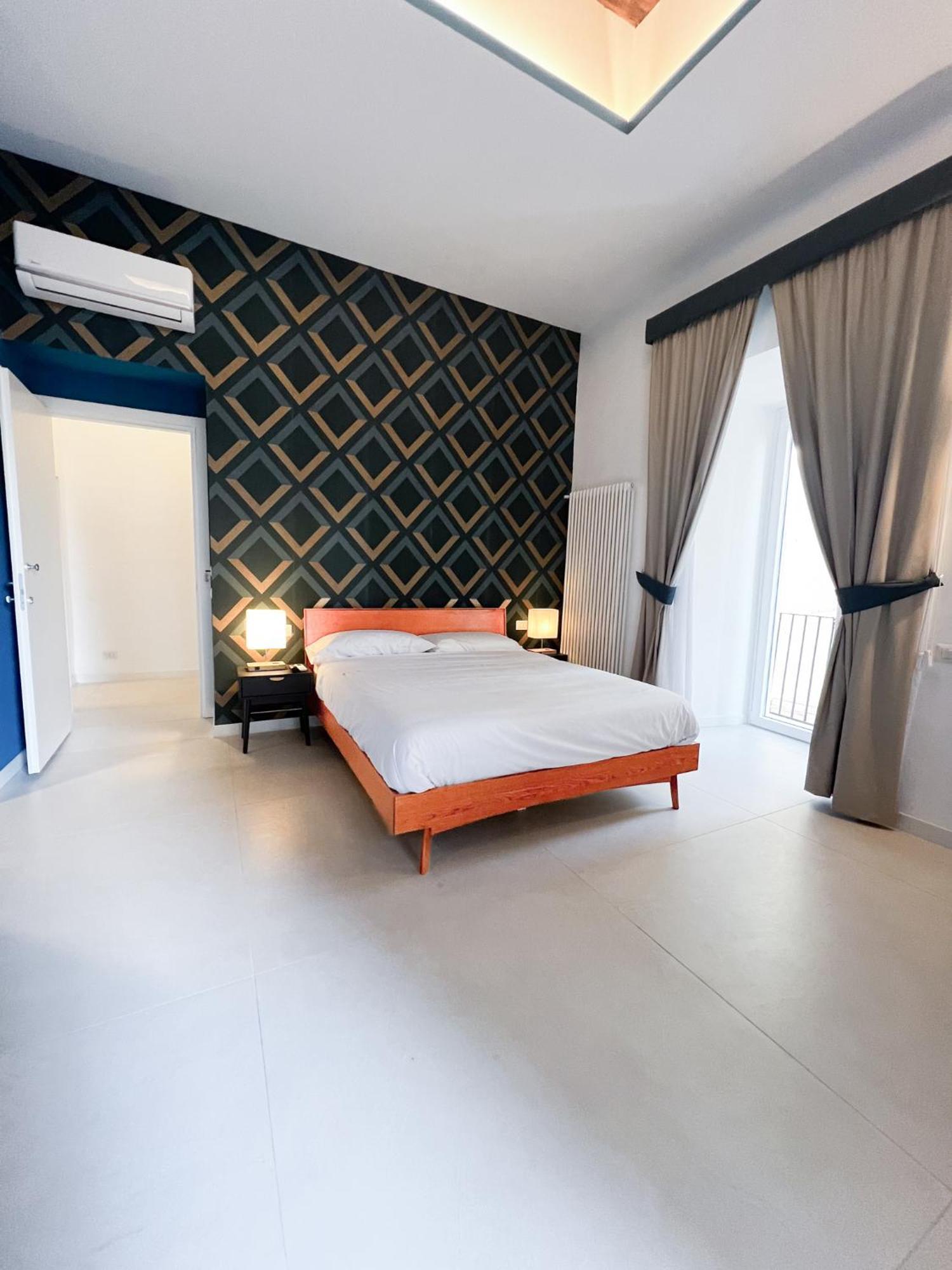 Bed & Breakfast Spaccanapoli 56 Екстериор снимка